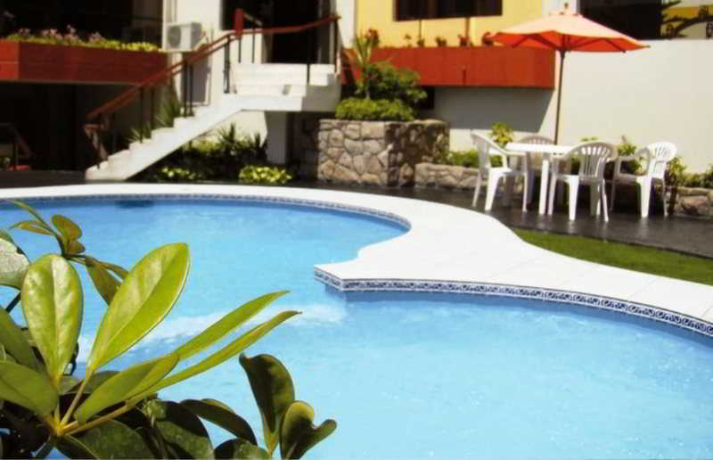 Hotel El Gran Marques Trujillo Exterior foto